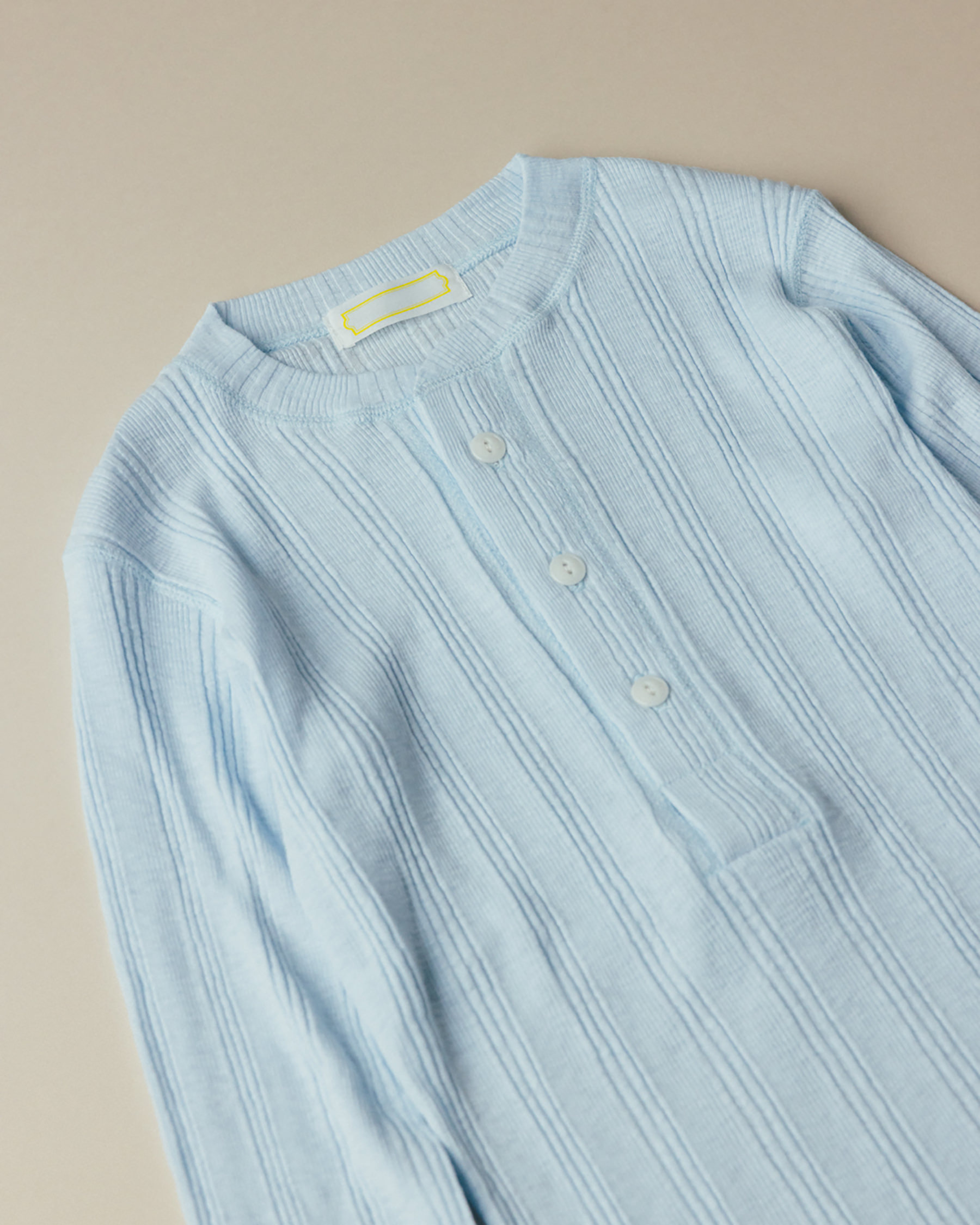 Slub Cotton Random Rib Henley (light blue)